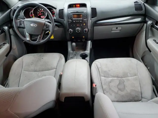 2011 KIA SORENTO BASE  