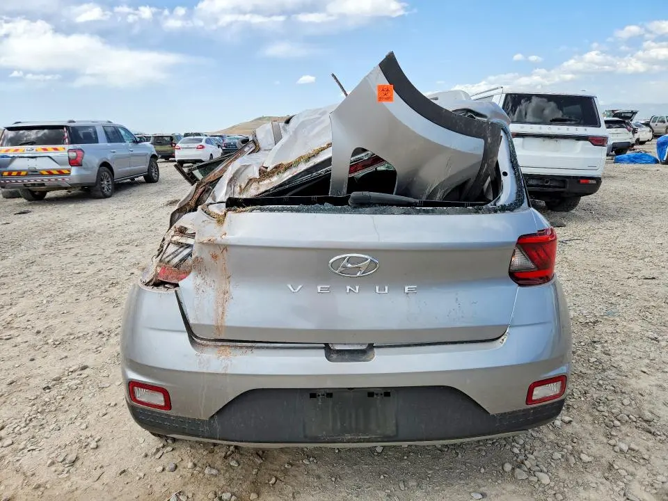 2024 HYUNDAI VENUE SEL  