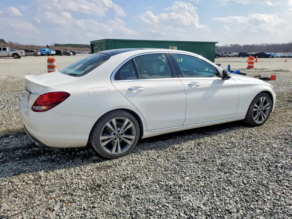 2018 MERCEDES-BENZ C 300  