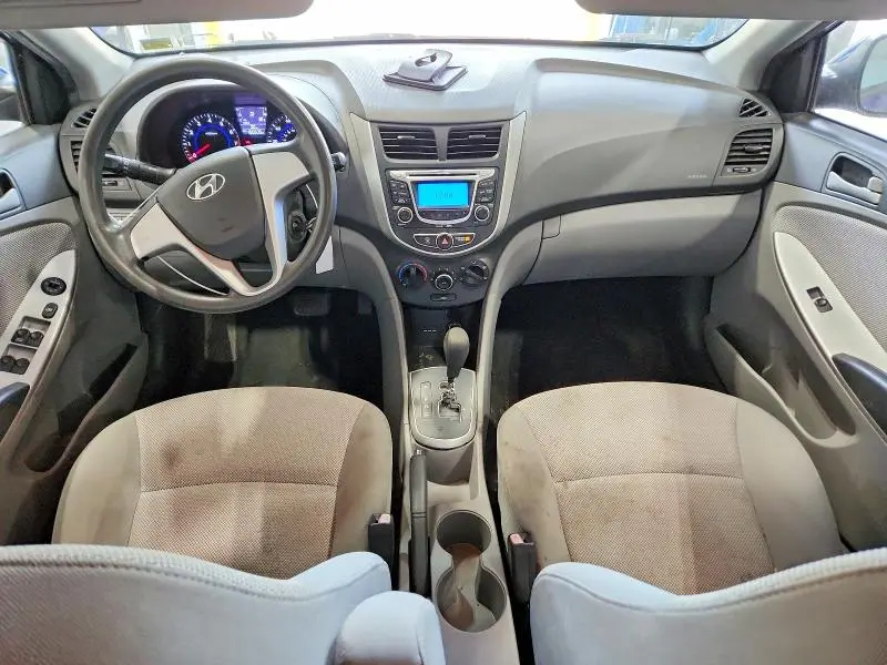 2012 HYUNDAI ACCENT GLS  