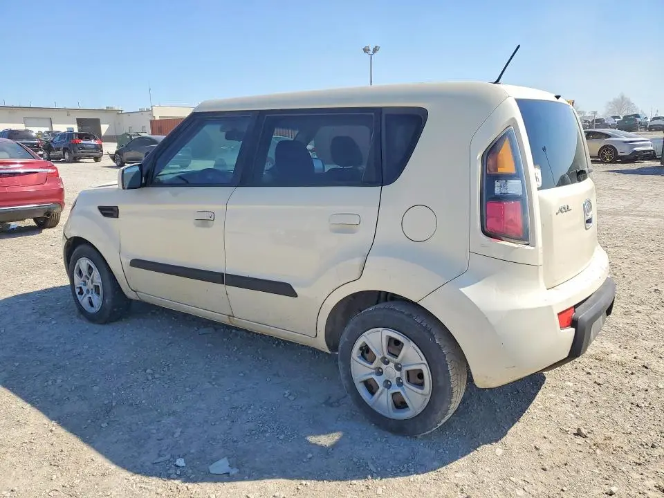2010 KIA SOUL +  