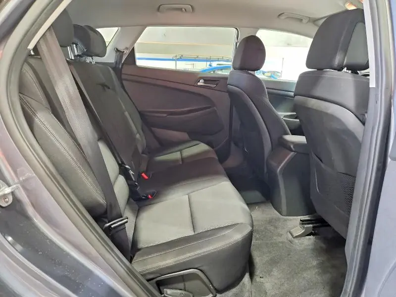 2016 HYUNDAI TUCSON SPORT  