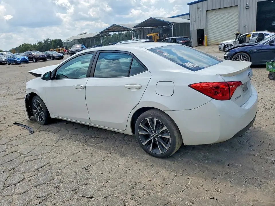 2019 TOYOTA COROLLA SE  