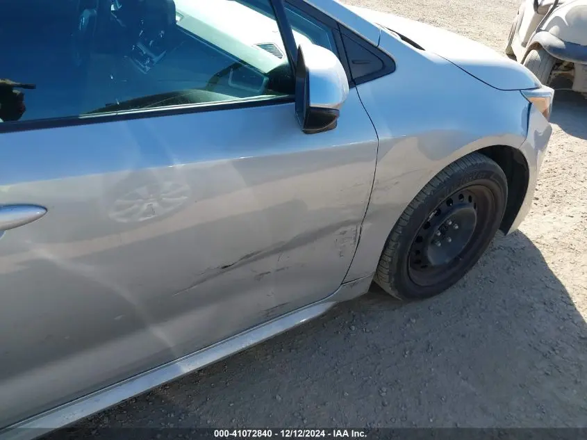 2022 TOYOTA COROLLA LE