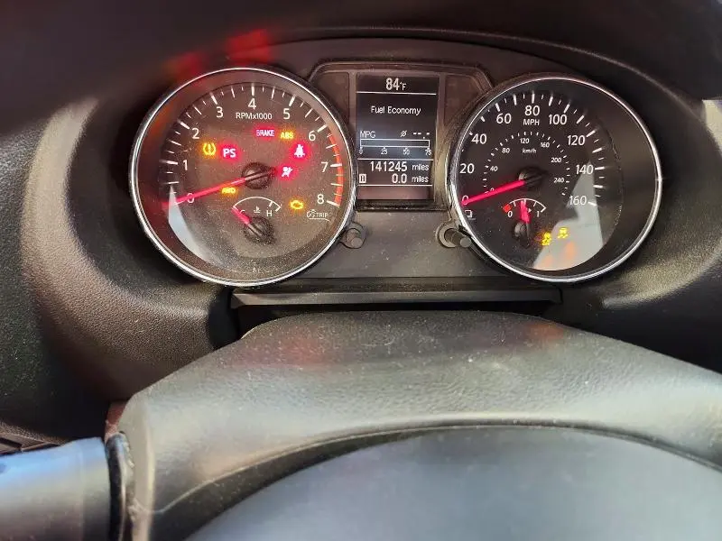2011 NISSAN ROGUE S  