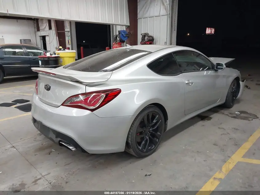 2013 HYUNDAI GENESIS 3.8 TRACK