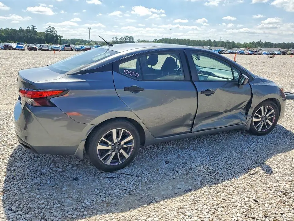 2024 NISSAN VERSA S  
