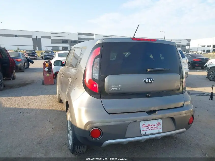 2017 KIA SOUL +
