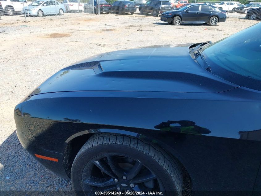 2018 DODGE CHALLENGER SXT