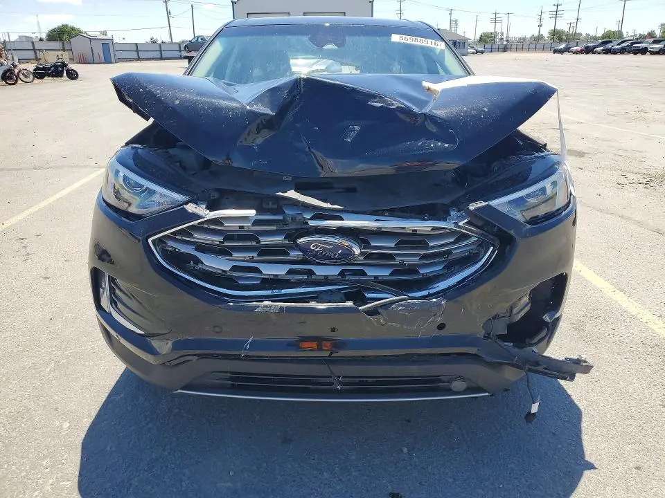 2022 FORD EDGE TITANIUM  