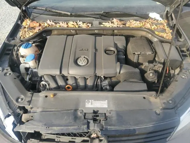 2012 VOLKSWAGEN JETTA SE  