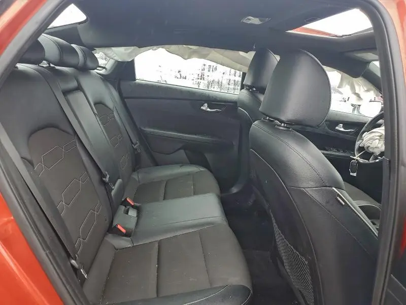 2022 KIA FORTE GT LINE  