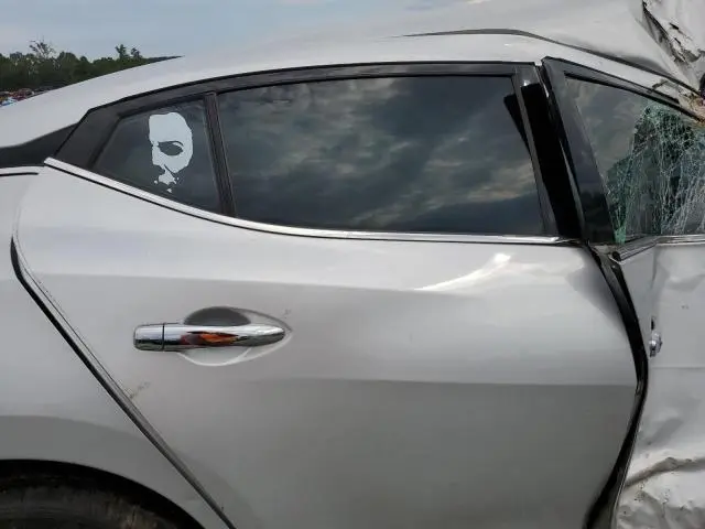 2019 NISSAN MAXIMA S