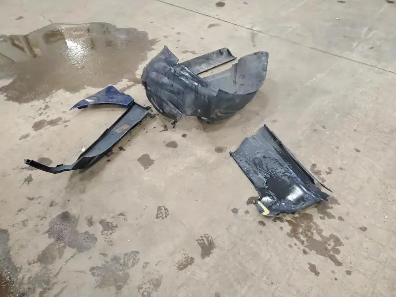 2011 FORD TAURUS SEL  