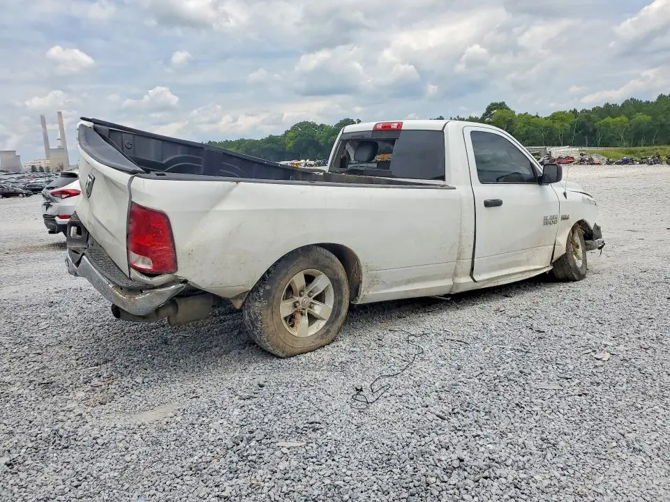 2016 RAM 1500 ST  