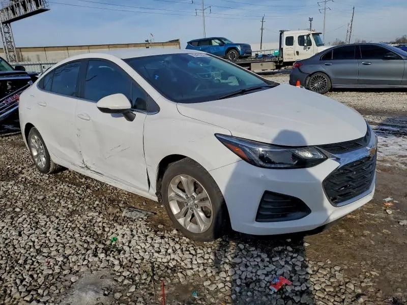 2019 CHEVROLET CRUZE LT  