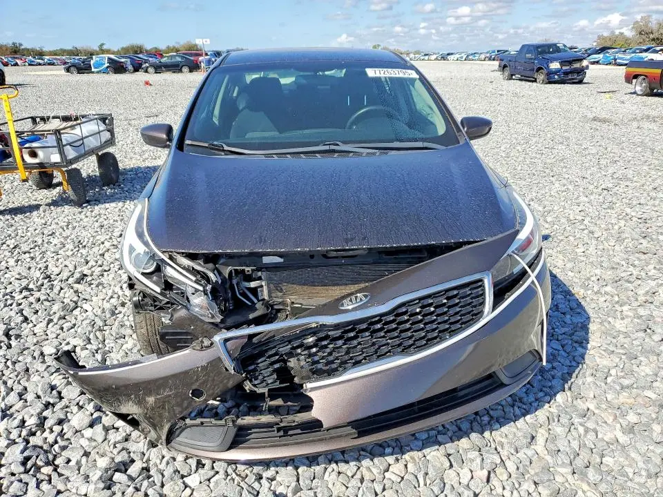 2018 KIA FORTE LX  