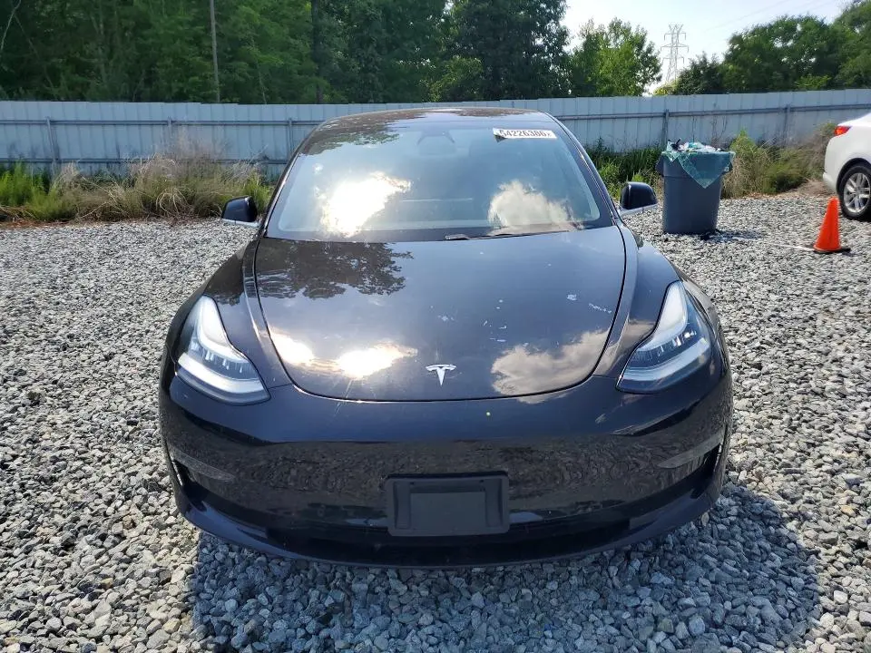 2018 TESLA MODEL 3   