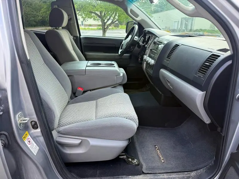 2013 TOYOTA TUNDRA DOUBLE CAB SR5  
