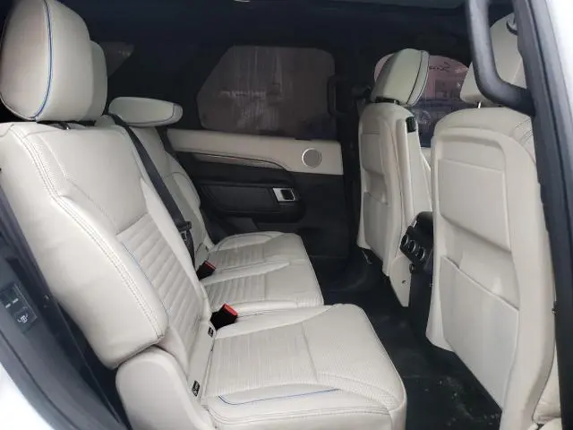 2017 LAND ROVER DISCOVERY HSE LUXURY  