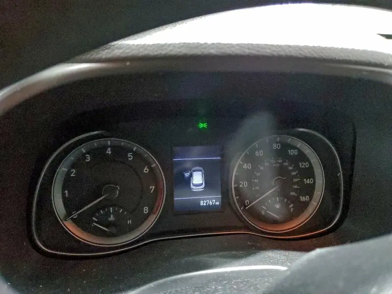 2020 HYUNDAI KONA SE  
