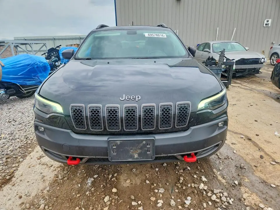 2019 JEEP CHEROKEE TRAILHAWK  