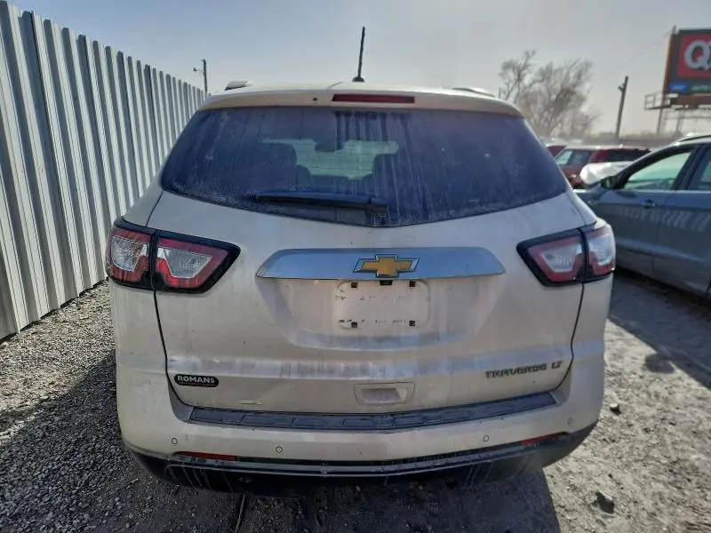 2015 CHEVROLET TRAVERSE LT  