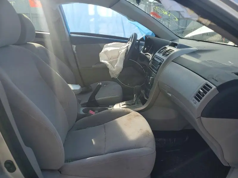 2012 TOYOTA COROLLA LE  