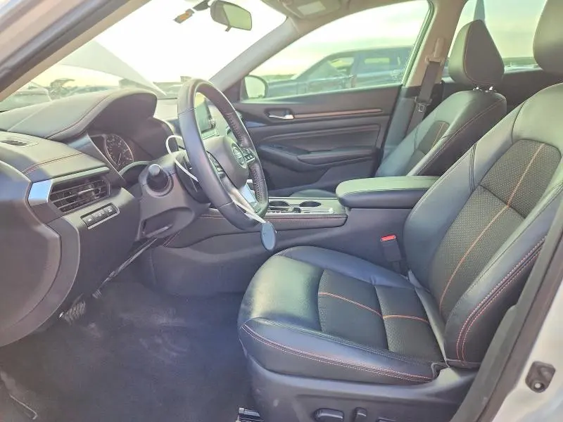 2019 NISSAN ALTIMA SR  