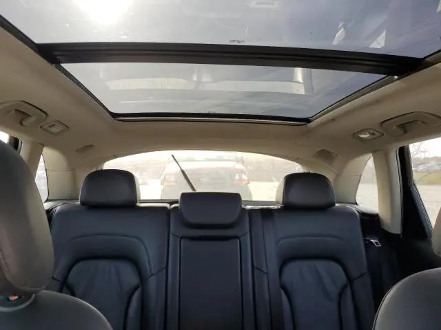 2011 AUDI Q5 PREMIUM PLUS  