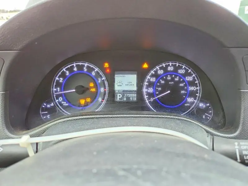 2010 INFINITI G37 BASE  