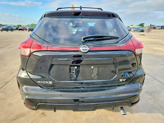 2023 NISSAN KICKS SV  