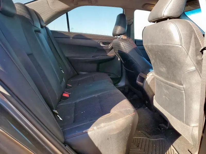 2017 TOYOTA CAMRY LE  