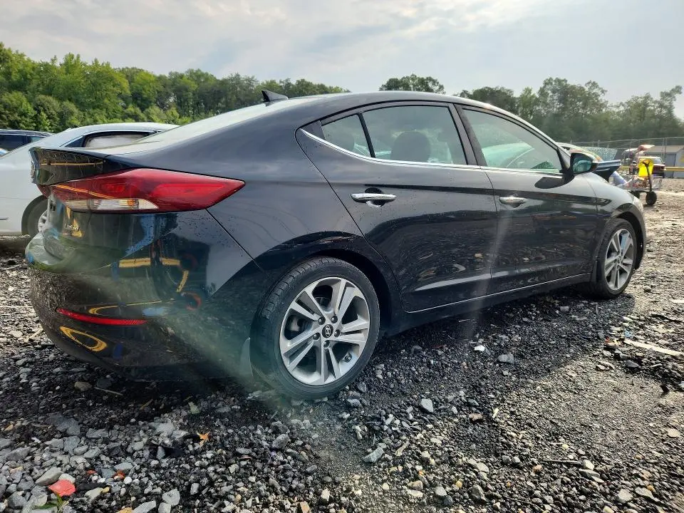 2017 HYUNDAI ELANTRA LIMITED  