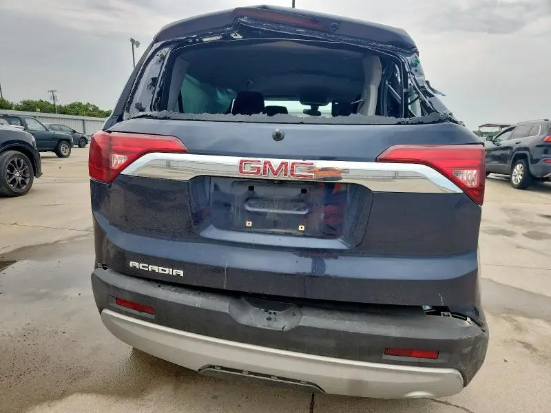 2018 GMC ACADIA SLE  