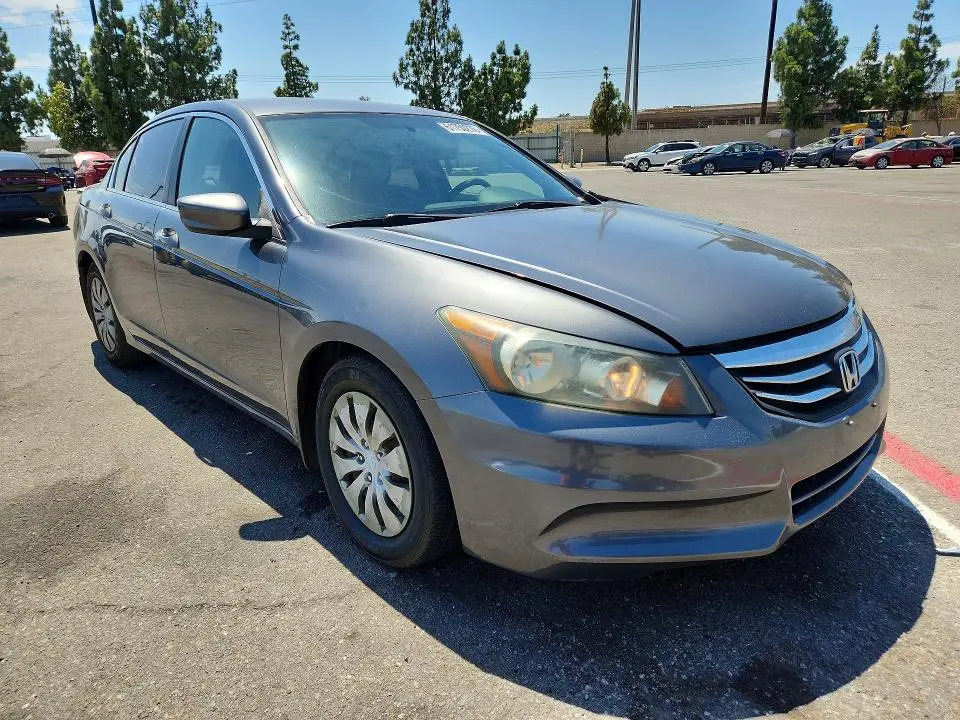 2011 HONDA ACCORD LX  
