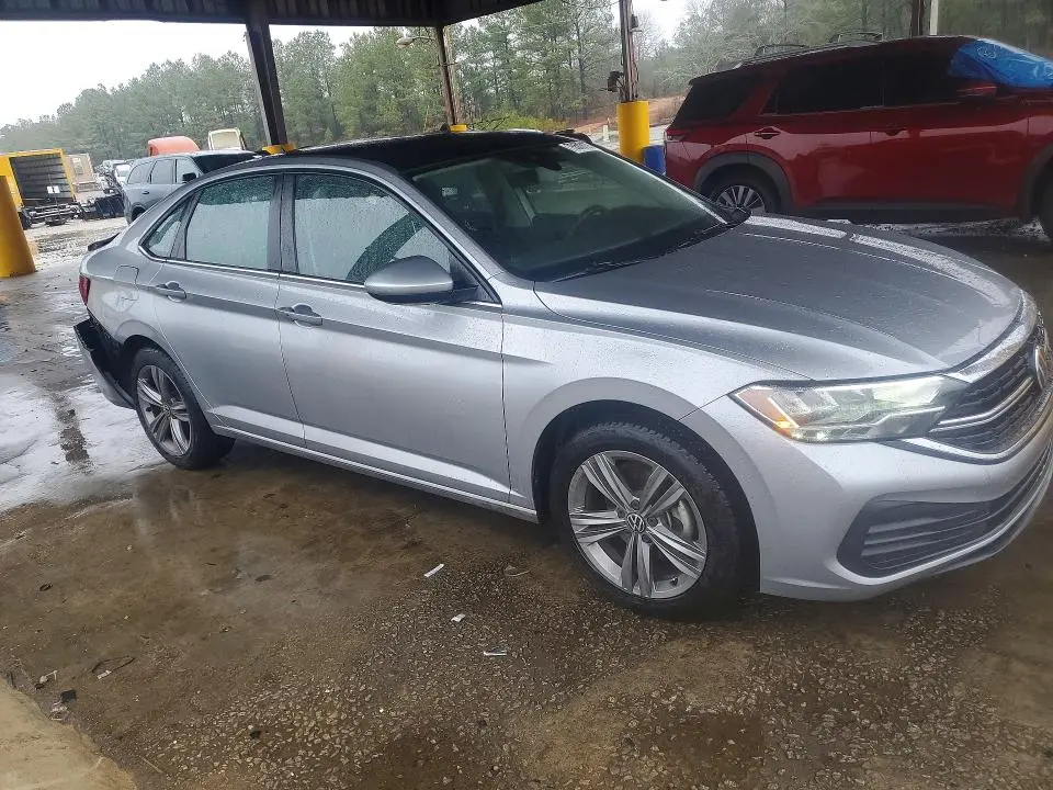 2024 VOLKSWAGEN JETTA SE  