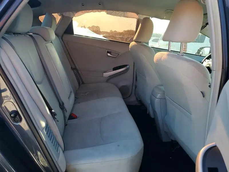 2015 TOYOTA PRIUS THREE  