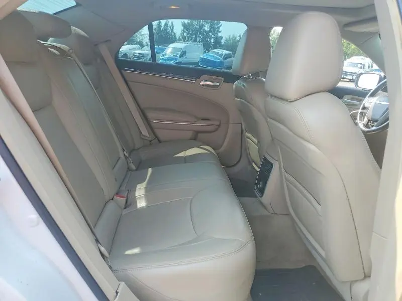 2013 CHRYSLER 300   