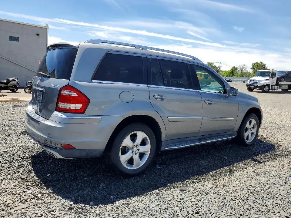 2011 MERCEDES-BENZ GL 450 4MATIC  