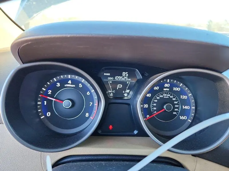 2013 HYUNDAI ELANTRA GLS  