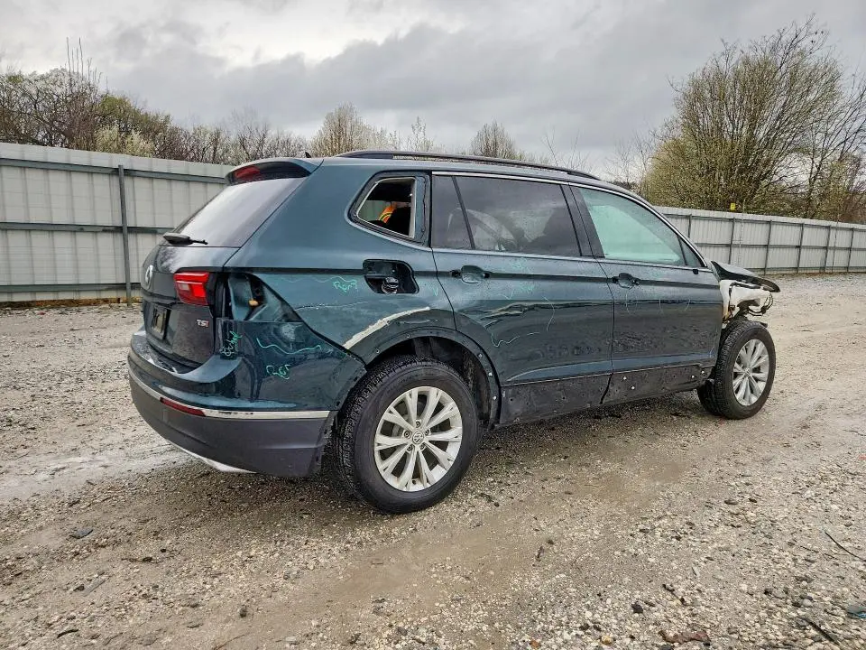 2018 VOLKSWAGEN TIGUAN SE  