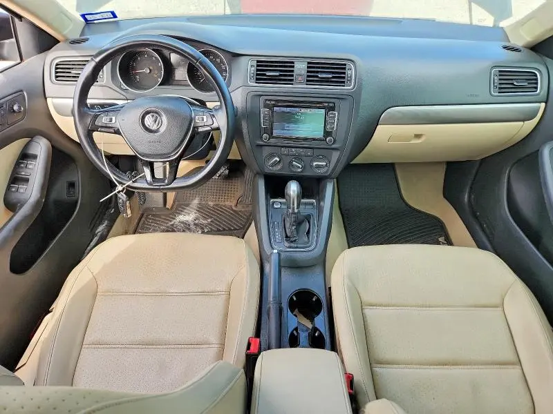2015 VOLKSWAGEN JETTA SE  