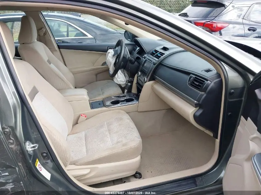 2013 TOYOTA CAMRY HYBRID XLE