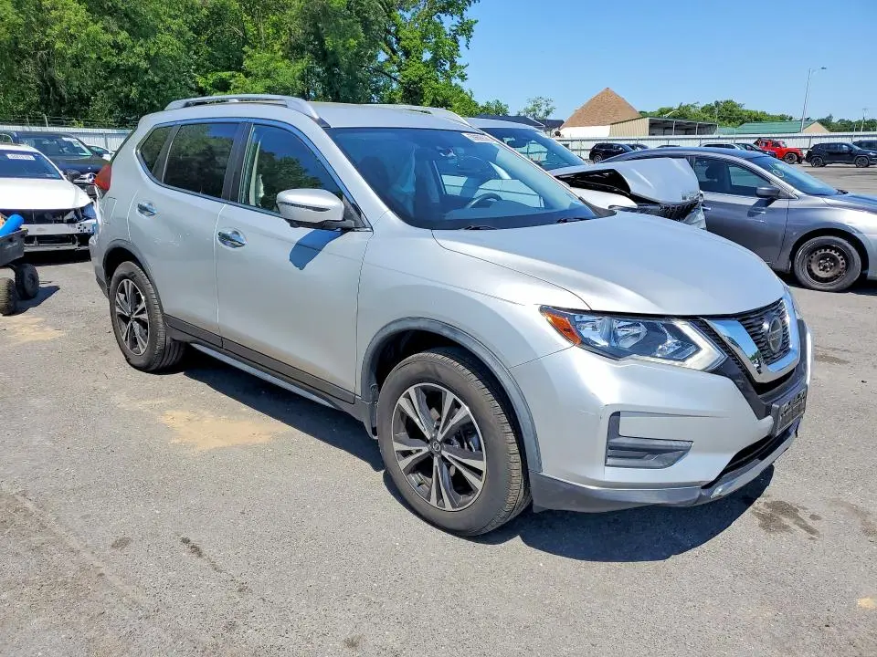 2019 NISSAN ROGUE SV  