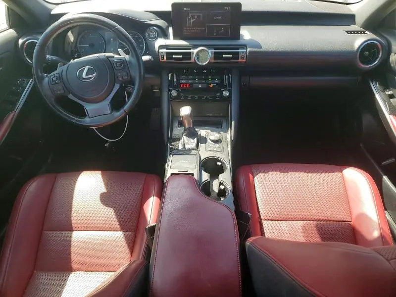 2021 LEXUS IS 300  