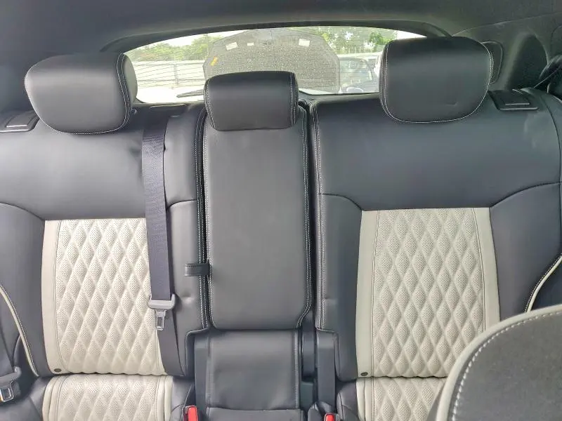 2017 INFINITI QX70 BASE  