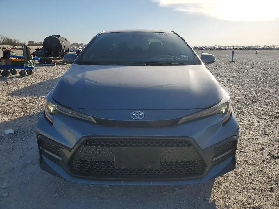 2020 TOYOTA COROLLA SE  