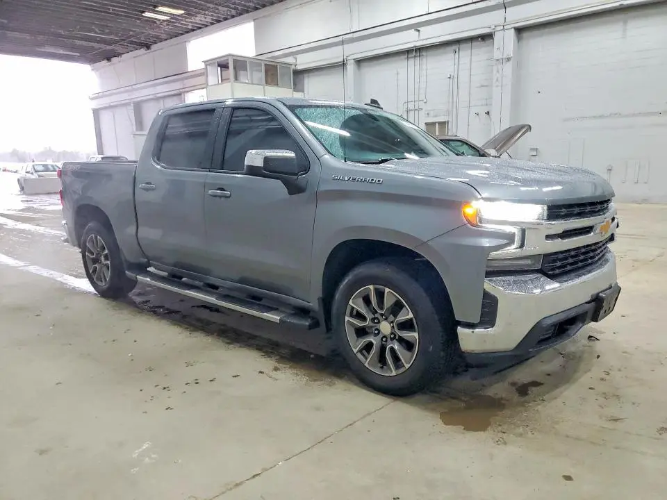 2020 CHEVROLET SILVERADO K1500 LT  