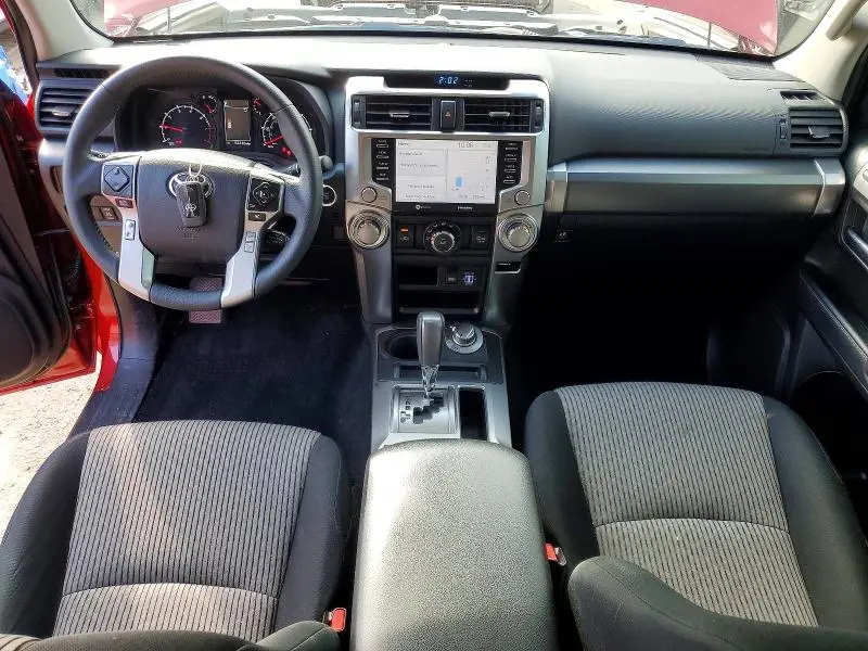 2022 TOYOTA 4RUNNER SR5  